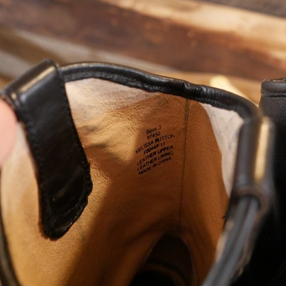 NWT Frye - Melissa Button Short - New - Picture 8 of 10